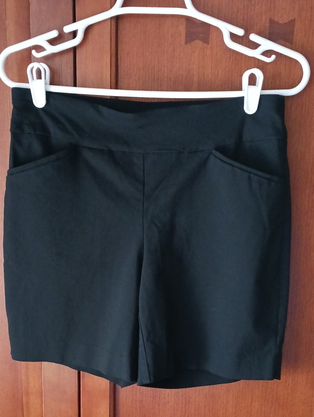 Chico's Black High-Waist Pull-On Shorts with Front Pockets